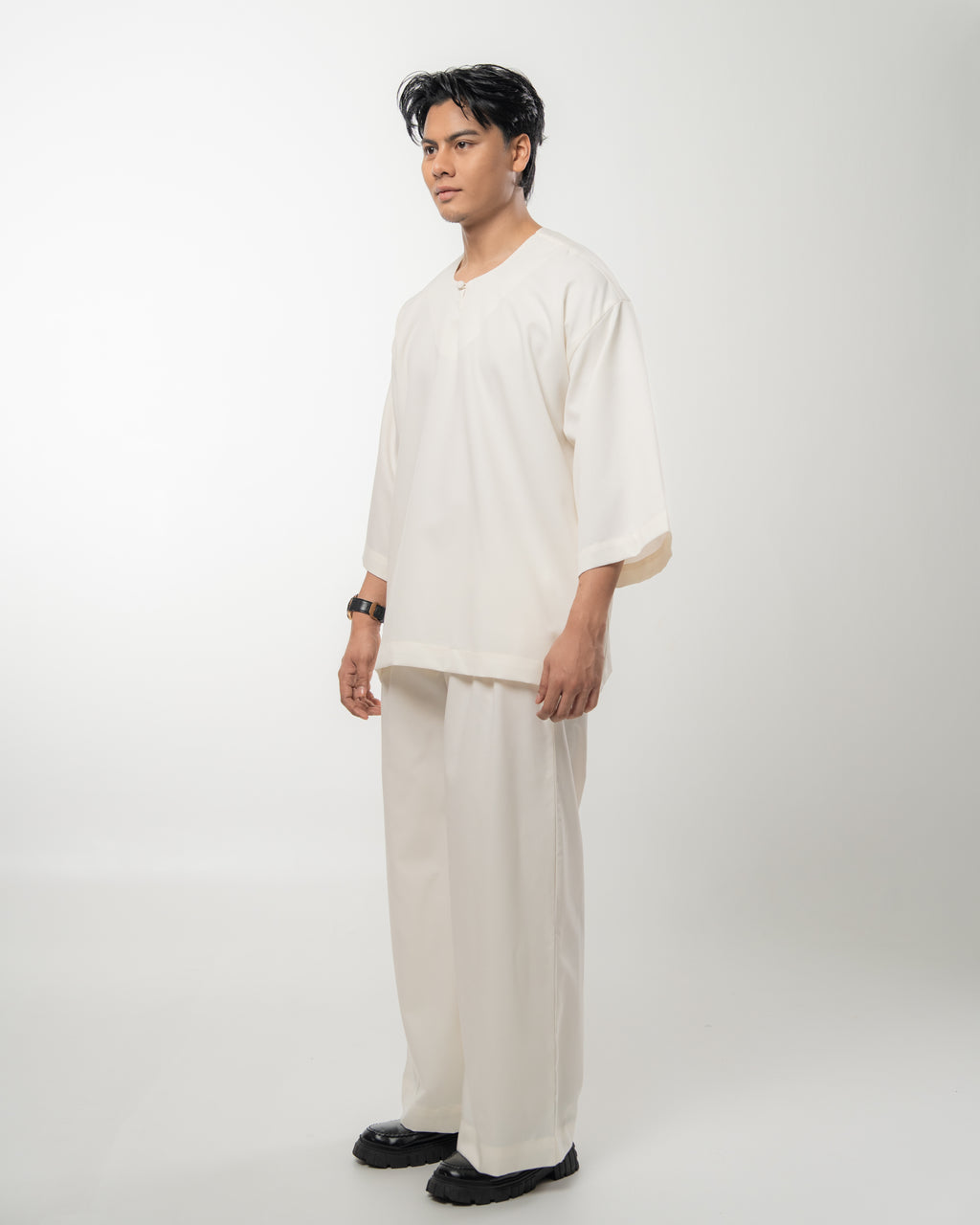 ARJUNA IN OFF WHITE
