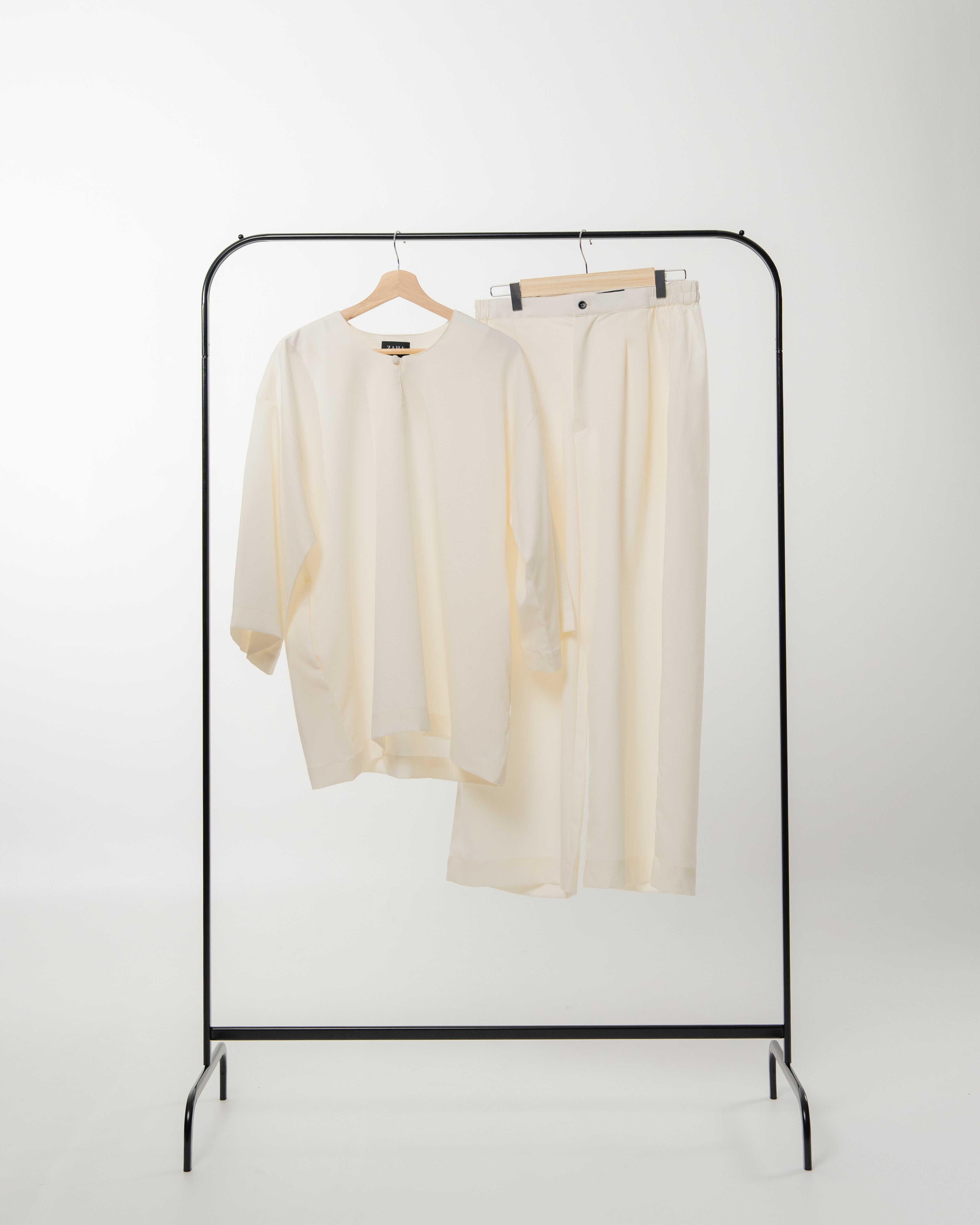 ARJUNA IN OFF WHITE