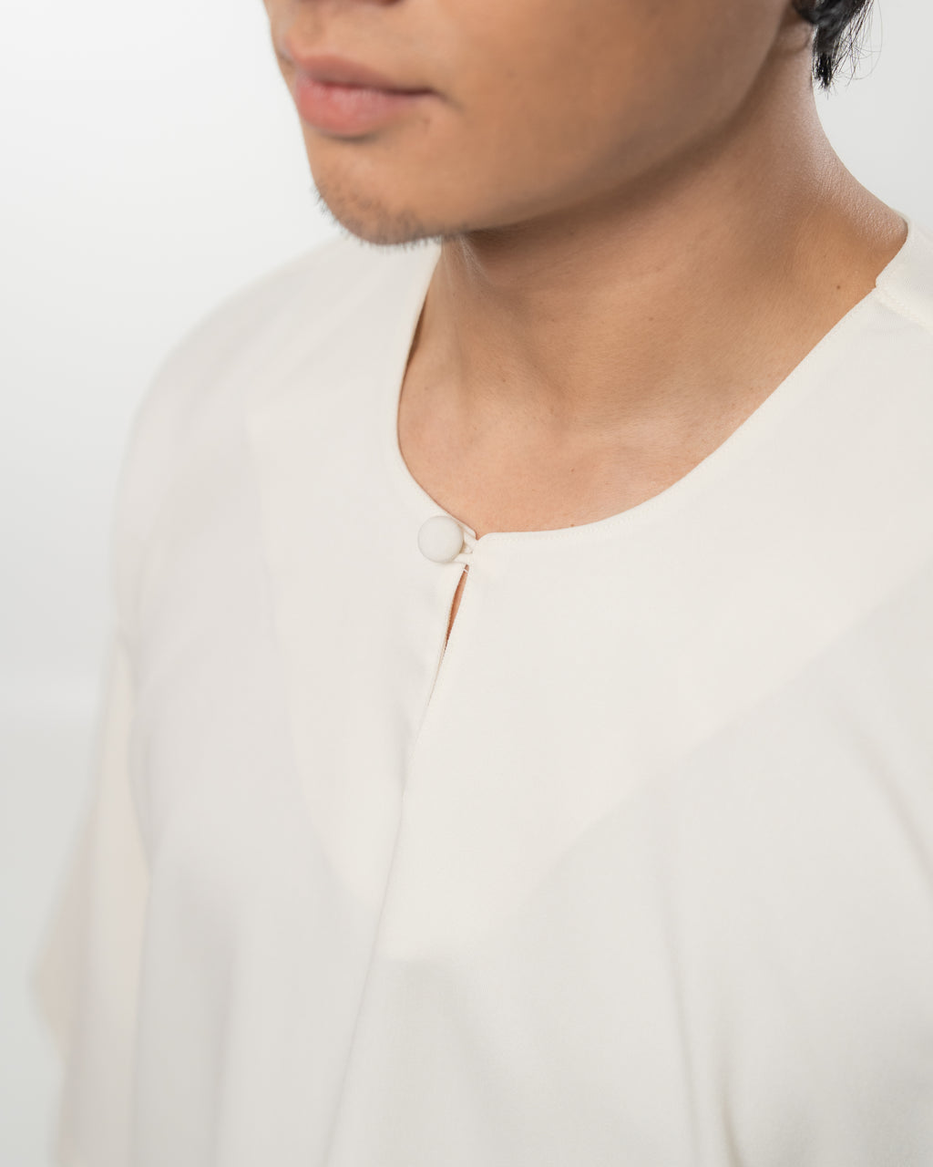 ARJUNA IN OFF WHITE